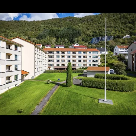 Lejlighed Hjemmekoselig Pa Landas Bergen